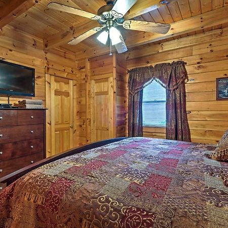 Pigeon Forge Cabin With Hot Tub, Grill And Pool Table! Villa Sevierville Exterior foto