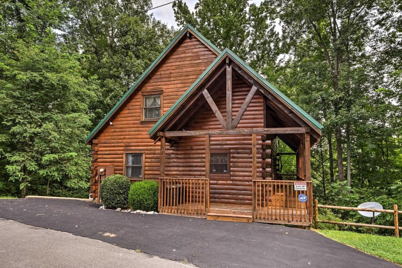 Pigeon Forge Cabin With Hot Tub, Grill And Pool Table! Villa Sevierville Exterior foto