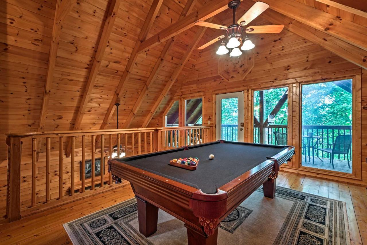 Pigeon Forge Cabin With Hot Tub, Grill And Pool Table! Villa Sevierville Exterior foto
