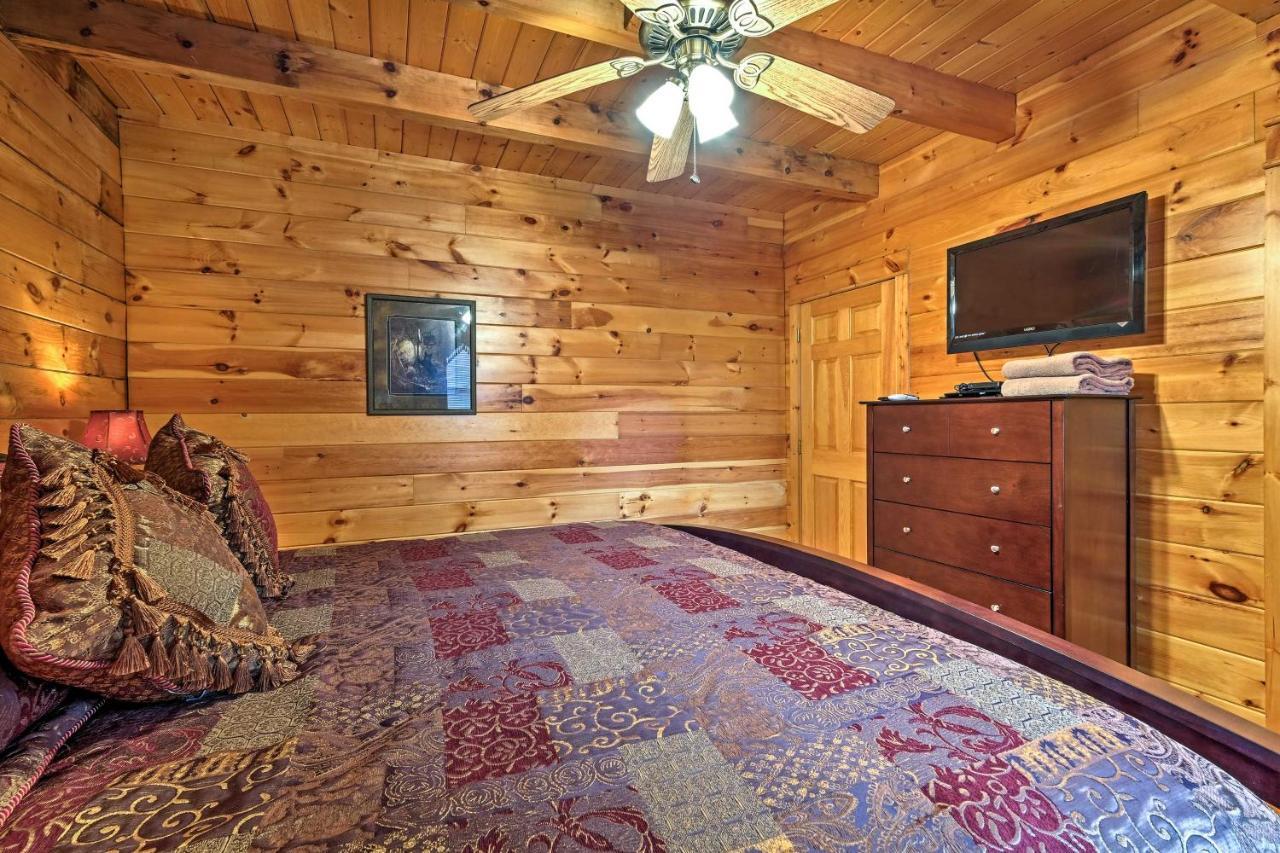 Pigeon Forge Cabin With Hot Tub, Grill And Pool Table! Villa Sevierville Exterior foto
